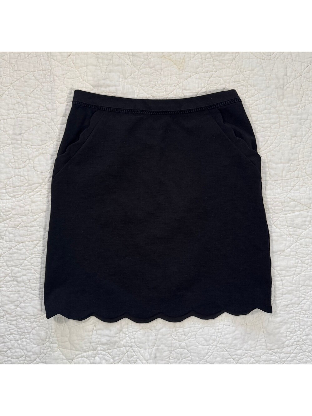 Skies are Blue Black Scalloped Mini Skirt Size small